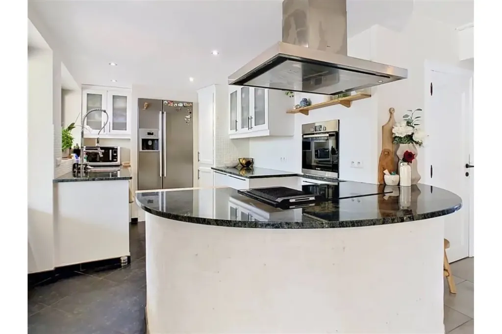 Cuisine - Maison Rénovée avec Terrasse Sud à Baileux