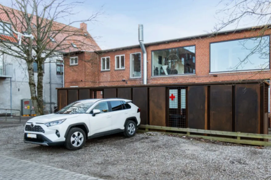 Välivaade - Historic Townhouse with Commercial Space in Birkerød
