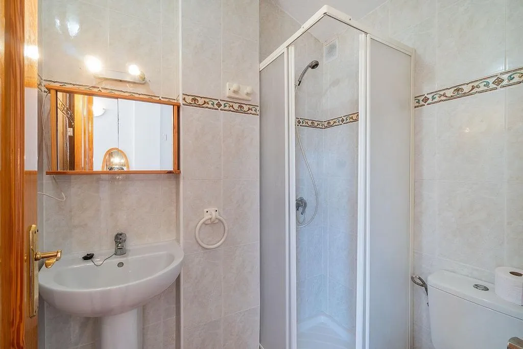 Salles de bain - Duplex with Pool and Terrace in La Zenia