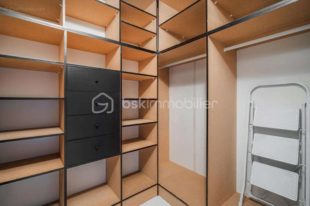 Toad - Bright T4 Apartment with Balcony in Grenoble