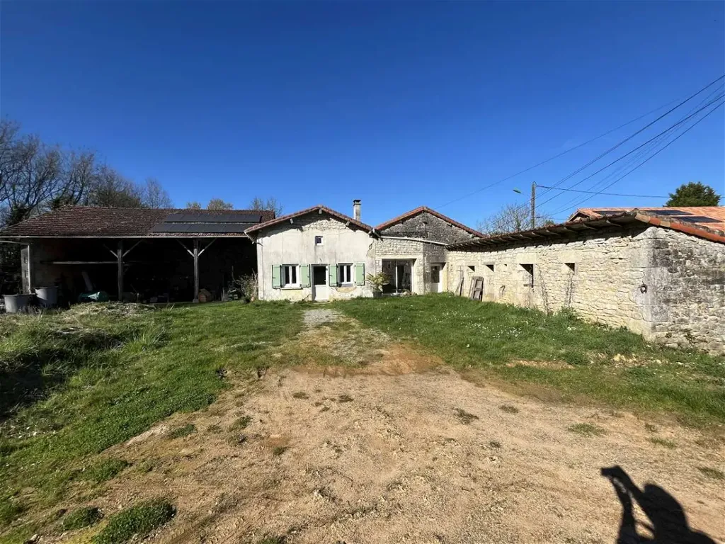 4-room house in Genouille