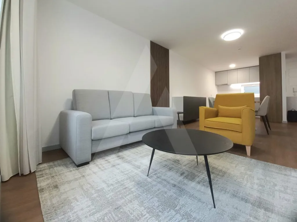 Elutuba - Furnished Flat with City View in Aveiro Centre