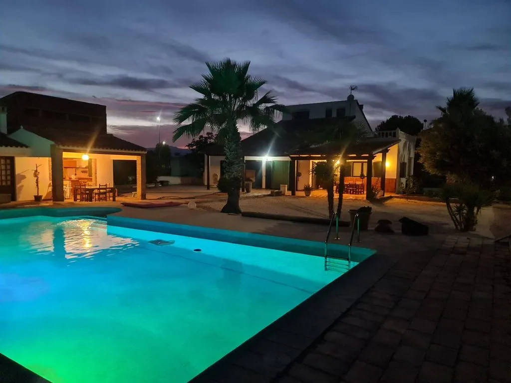 Piscina - Luxury House with Pool in Calasparra