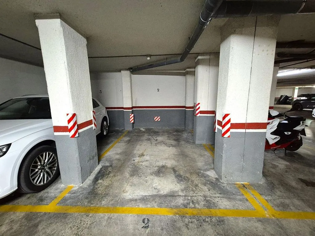 Garage - Apartment with Balcony in Tavernes de la Valldigna
