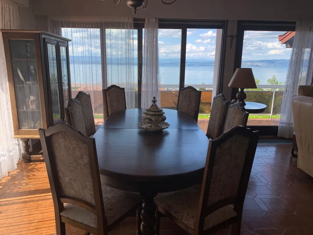 dining_room