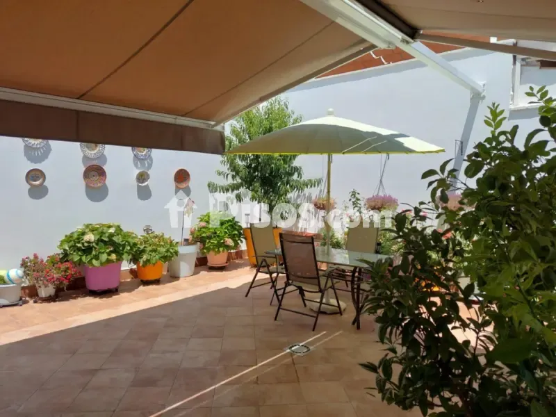 Terrazza - Fully Renovated Adosada with Terraces in Tomares