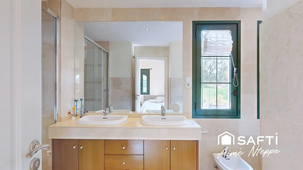 Salles de bain - Luxury Villa with Pool in Golf District, Girona