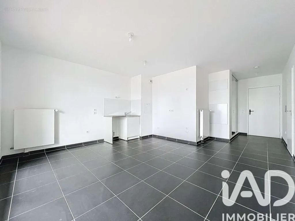 Elutuba - Modern Flat with Balcony in Rueil-Malmaison