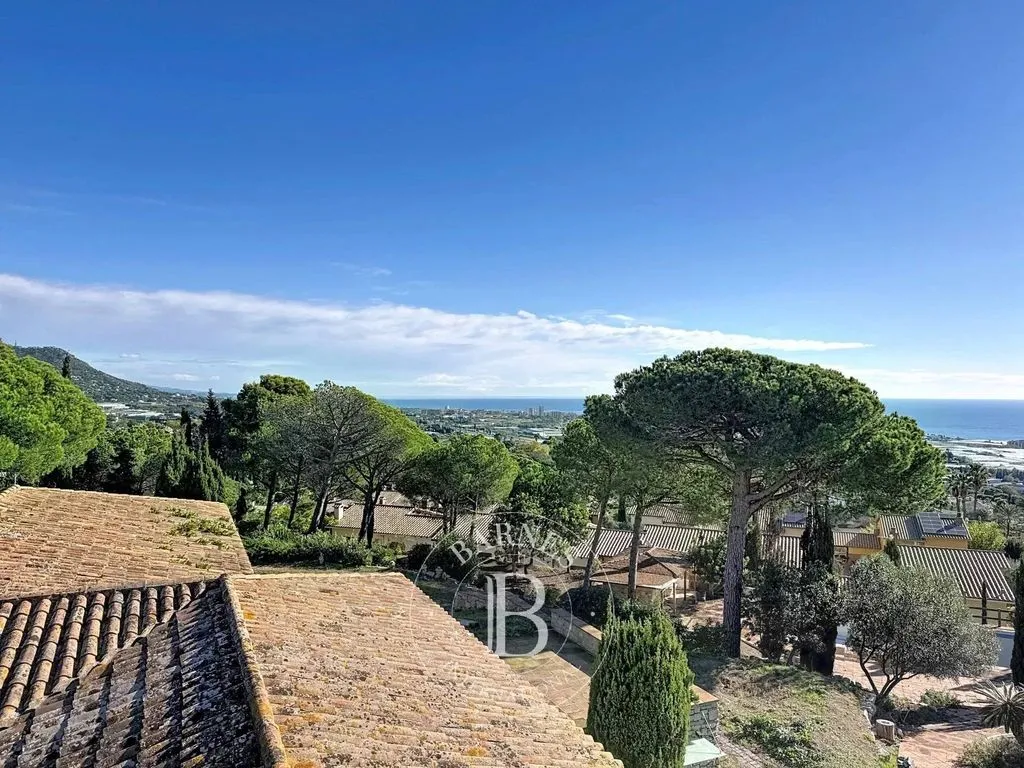 Terrass - Luxury House with Sea Views in Premià de Dalt