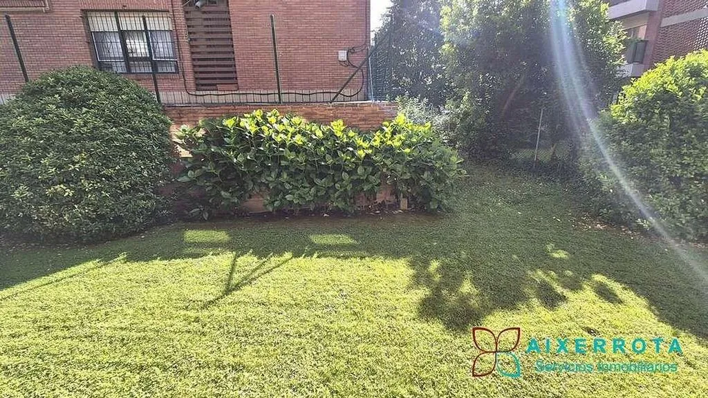 Garden - Ground Floor Flat with Garden in Algorta, Getxo