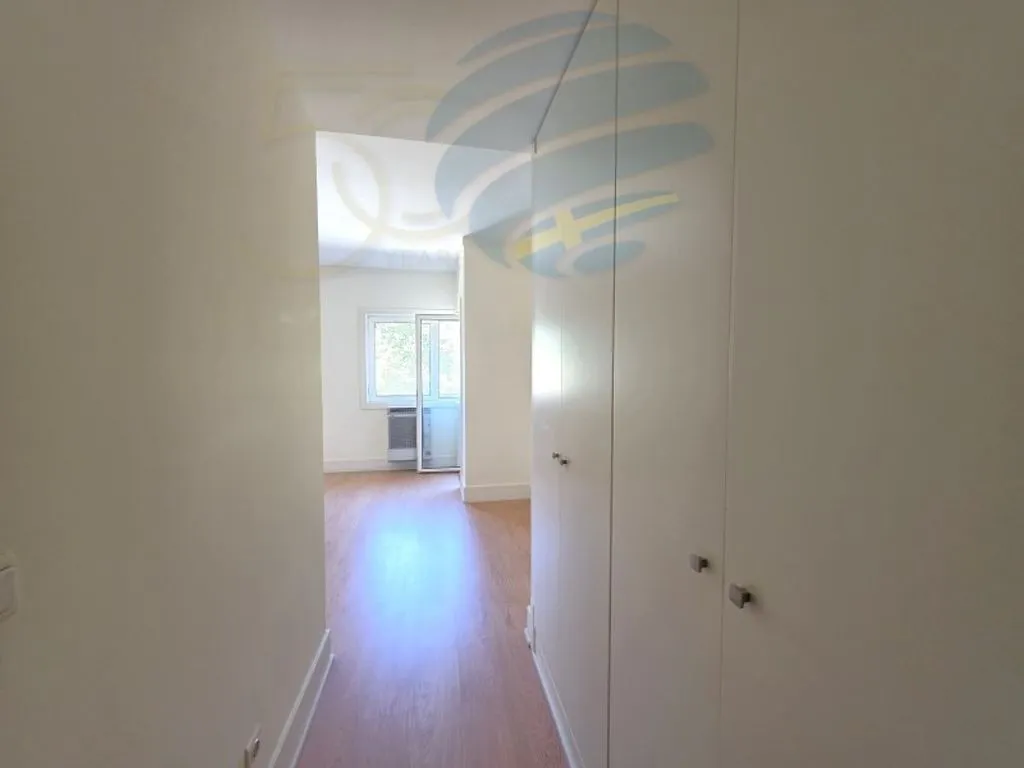 Toad - Luxury Flat with Pool in Estoril, Cascais