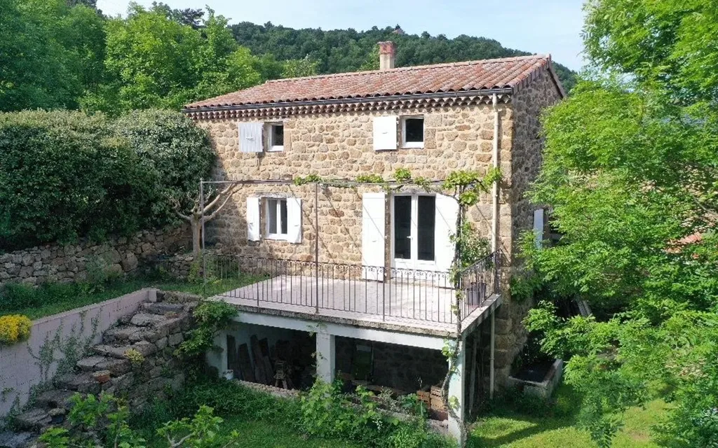 Vue aérienne - Maison avec Deux Habitations Indépendantes à Empurany