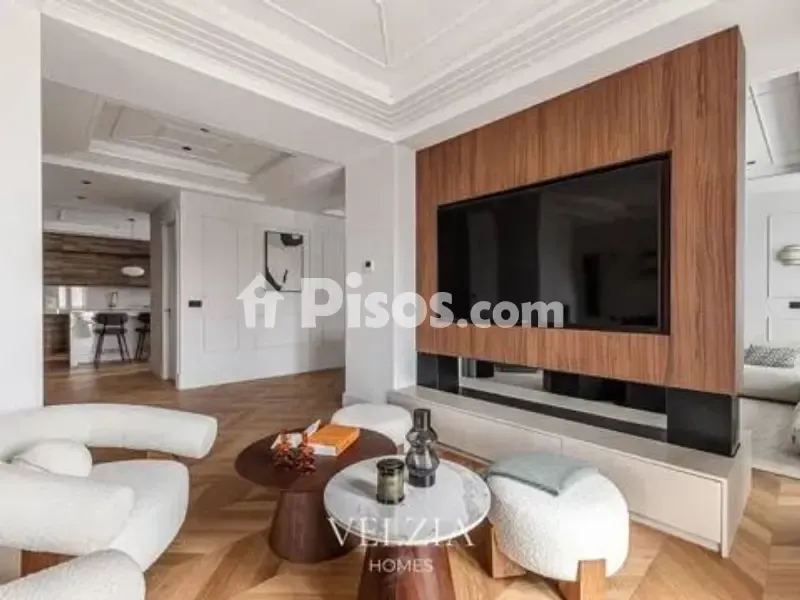 Elutuba - Luxury Flat with Balcony in Salamanca, Madrid
