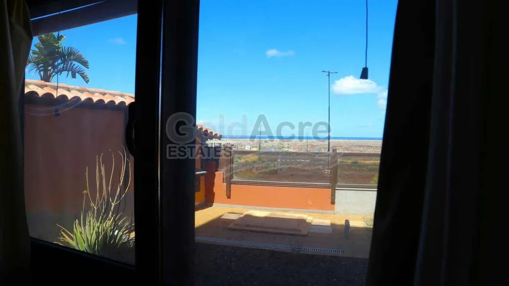 Terrass - Two-Bedroom Apartment with Pool in Corralejo