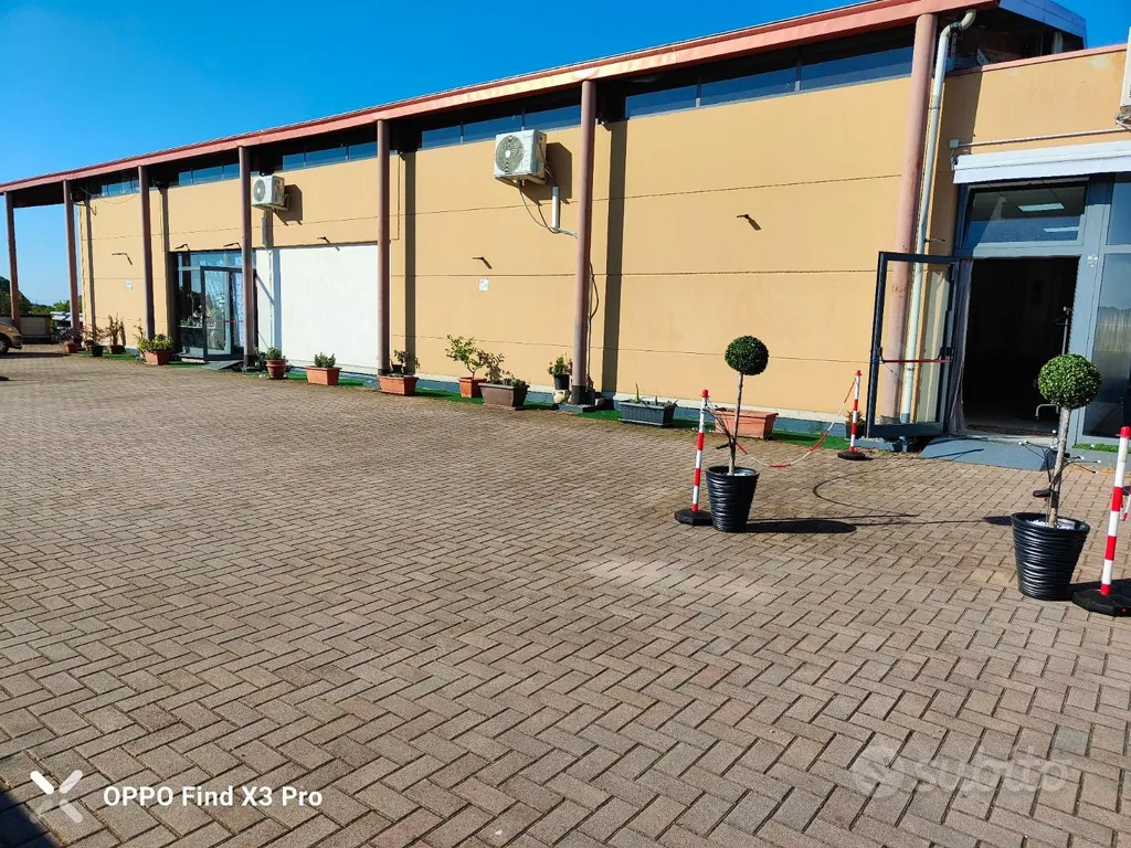 Giardino - Event Space for Meetings in Urban Area
