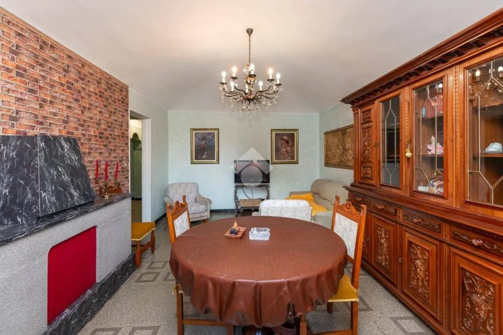 Dining Room - Trilocale with Balcony in Torino