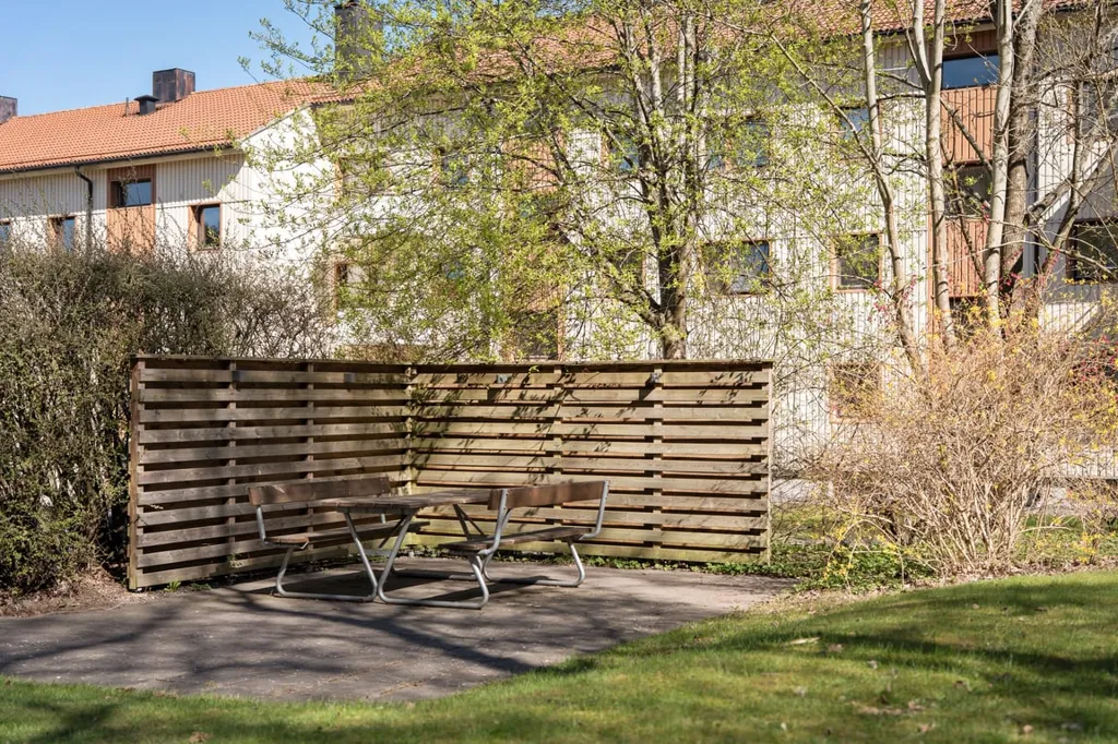 Aed - Modern Flat with West Balcony in Göteborg