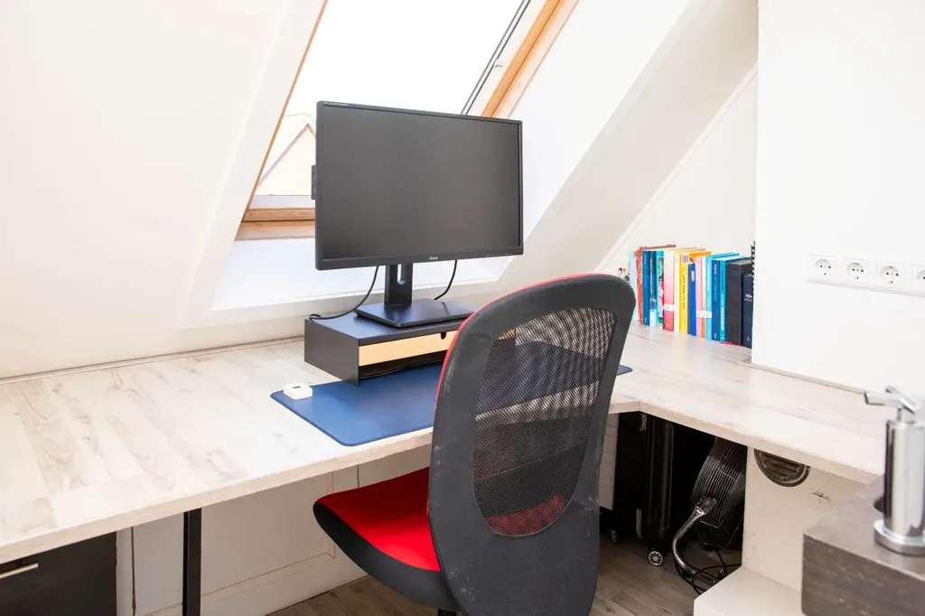 Kabinet - Semi-Half Corner House with Veranda in Kesteren