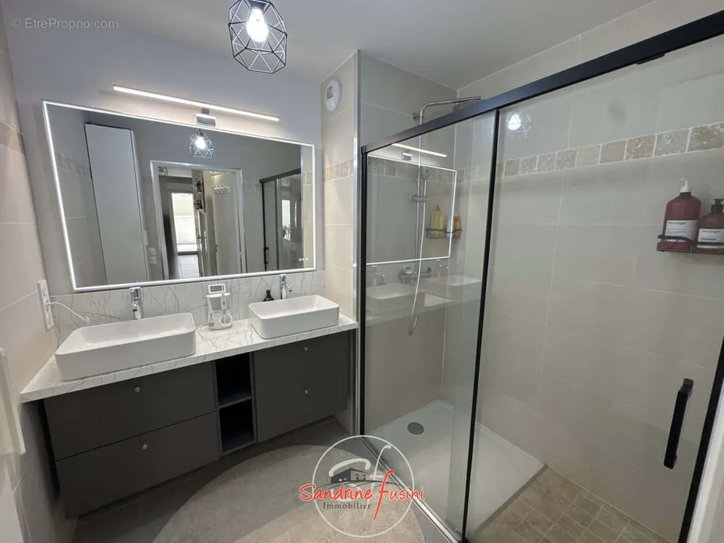 Bagni - 3-Bed Apartment with Terrace in Plan de Carros