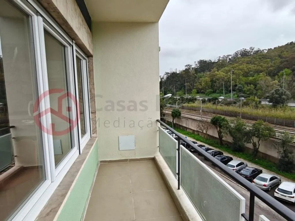 Rõdu - Luxury Flat with Patio in Benfica, Lisbon