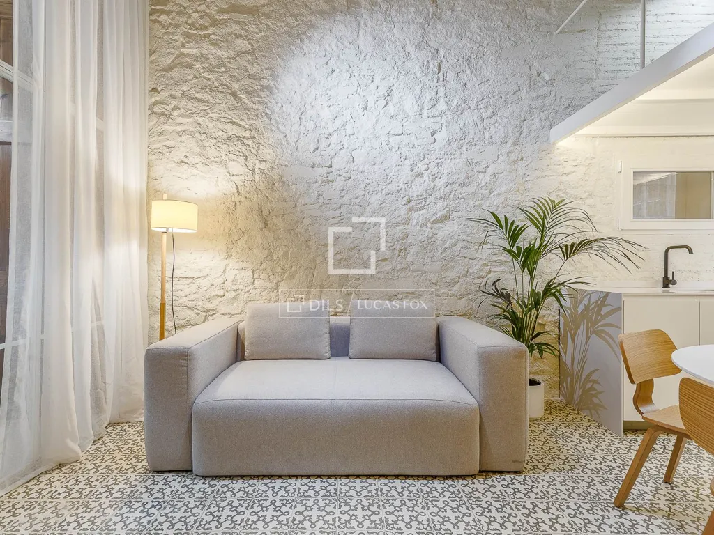 Séjour - Renovated Apartment with Mezzanine in Eixample, Barcelona