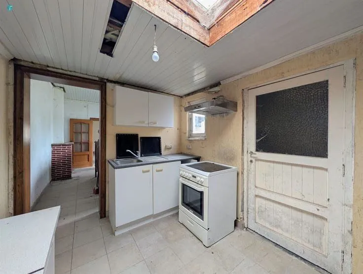 2-bedroom house in Roux