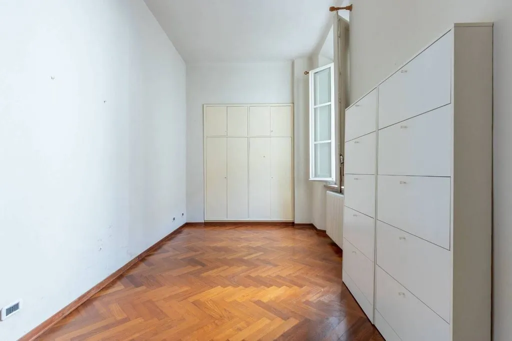 Pièces - Luxury Apartment with Historic Views in Lucca