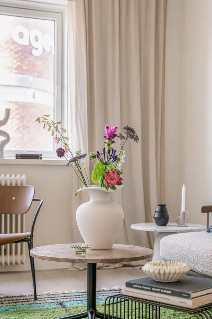 Séjour - Modernised Corner Flat with Central Location in Oslo