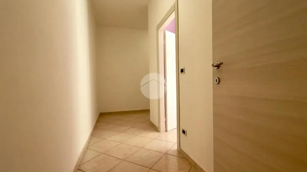 hallway_entrance