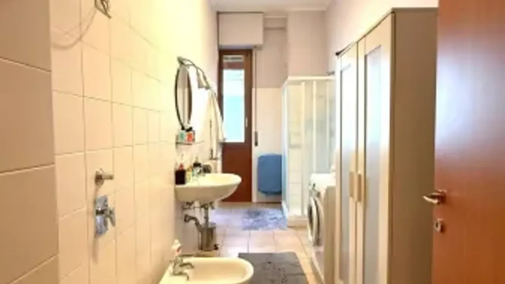 Vannitoad - Arched Balcony Flat in Milan's Historic Centre