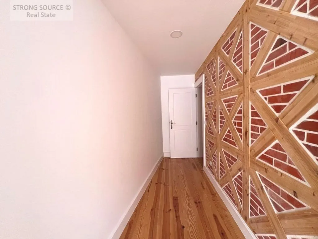 Esik - Luxury Apartments with River View in Graca, Lisbon