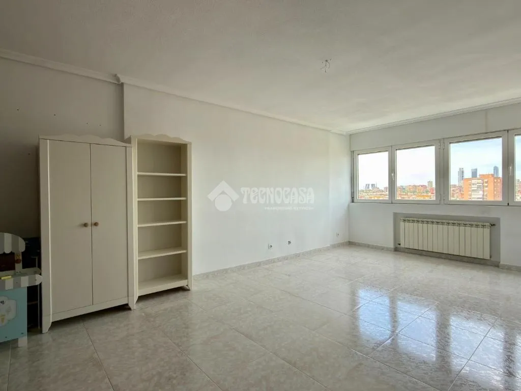 Soggiorno - Spacious Flat with West Terrace in Hortaleza