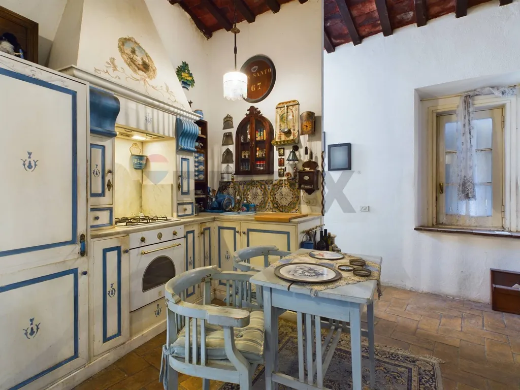 Köök - Historic Cielo-Terra Apartment in Formello