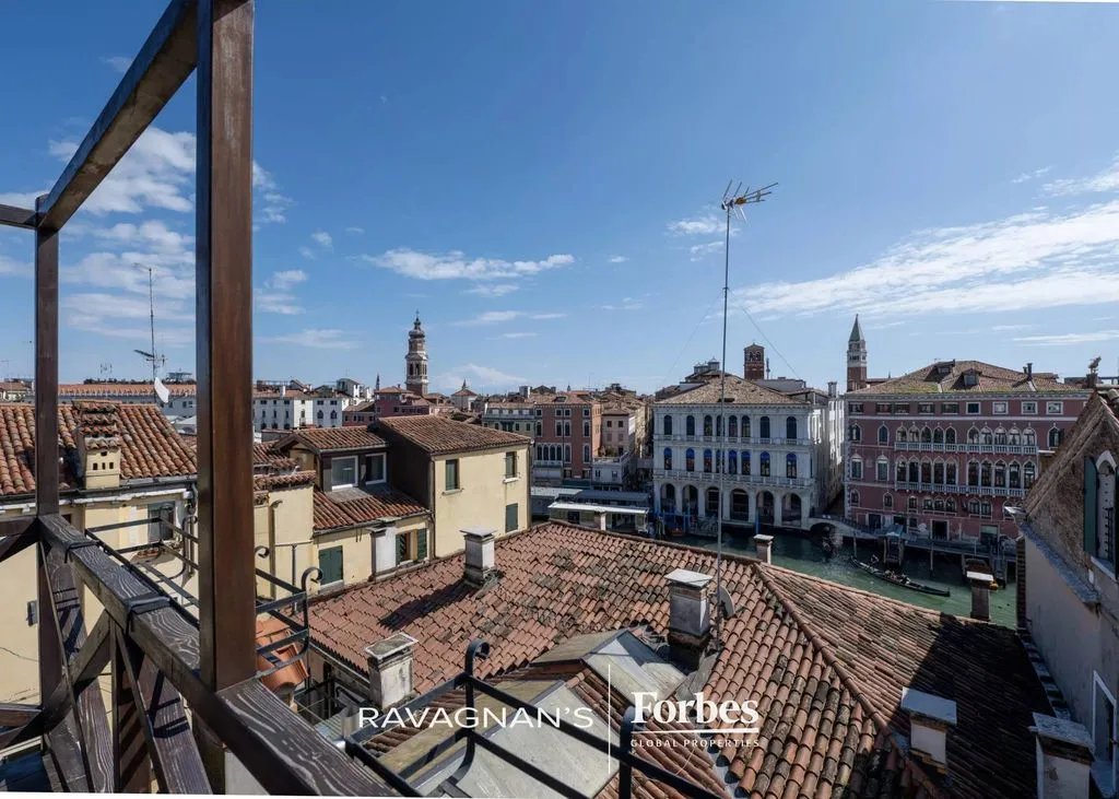 Terrasse - Luxury Penthouse with Canal View in Venice