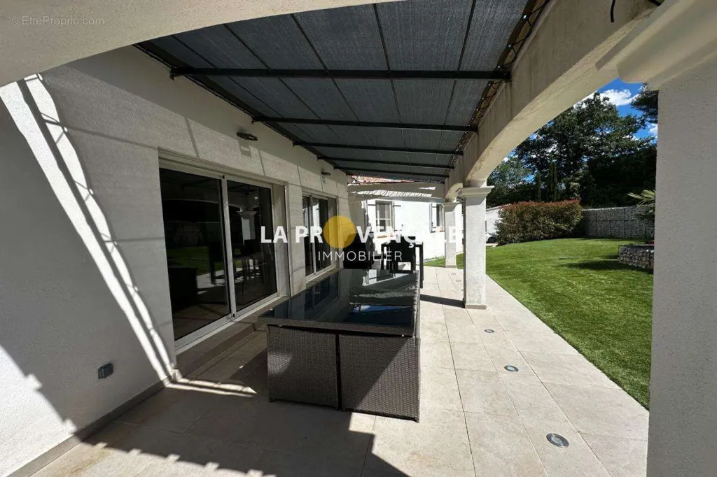 Terrass - Renovated Villa with Pool in La Bouilladisse