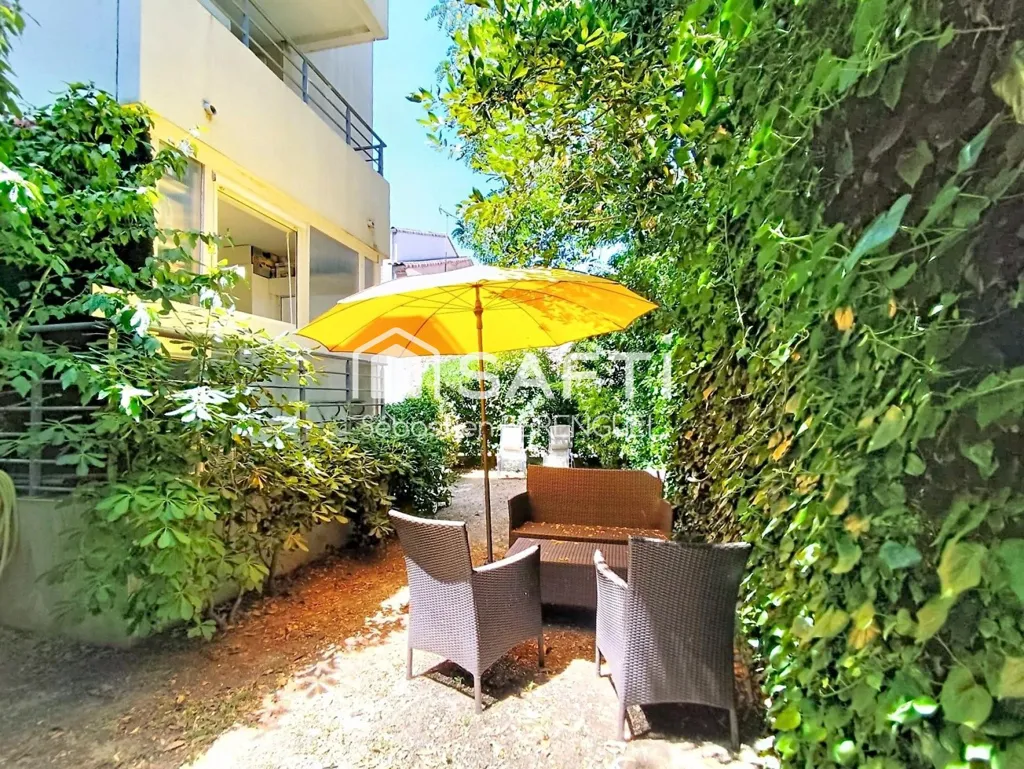 Terrasse - Appartement lumineux avec jardin à Gigean