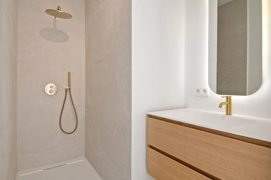 Bathrooms - Modern Villa with Pool in Keerbergen