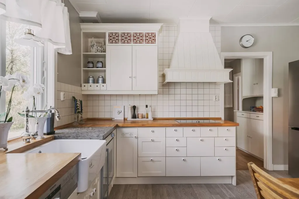 8-room house in Töreboda kommun