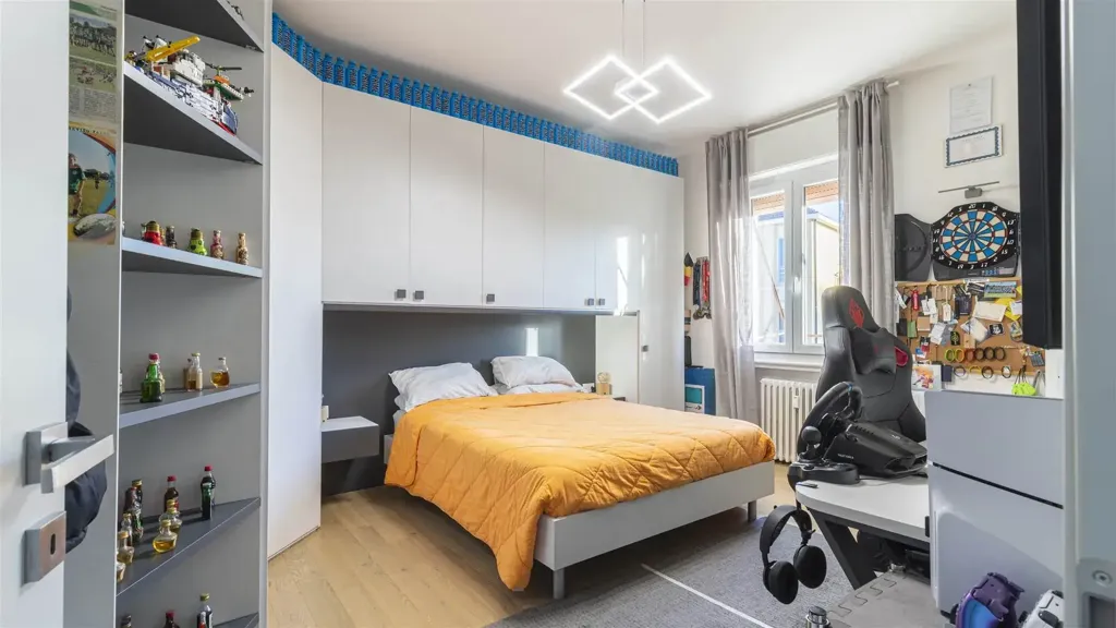 Magamistoad - Rearranged Apartment with Balcony in Modena