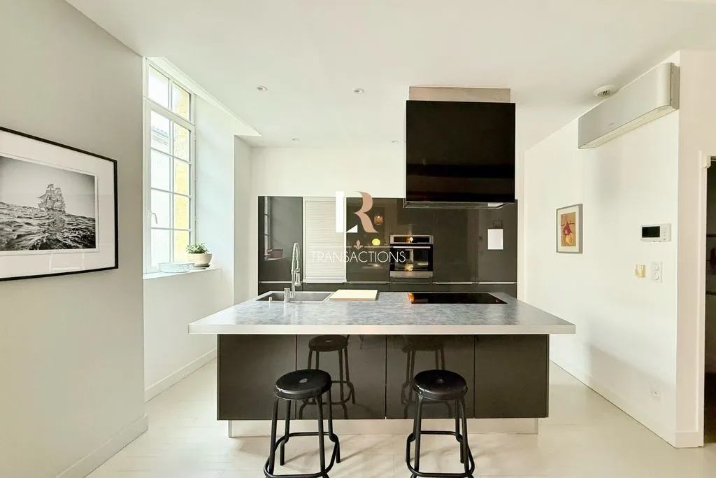 Cuisine - Immeuble avec Appartements et Garage à La Rochelle