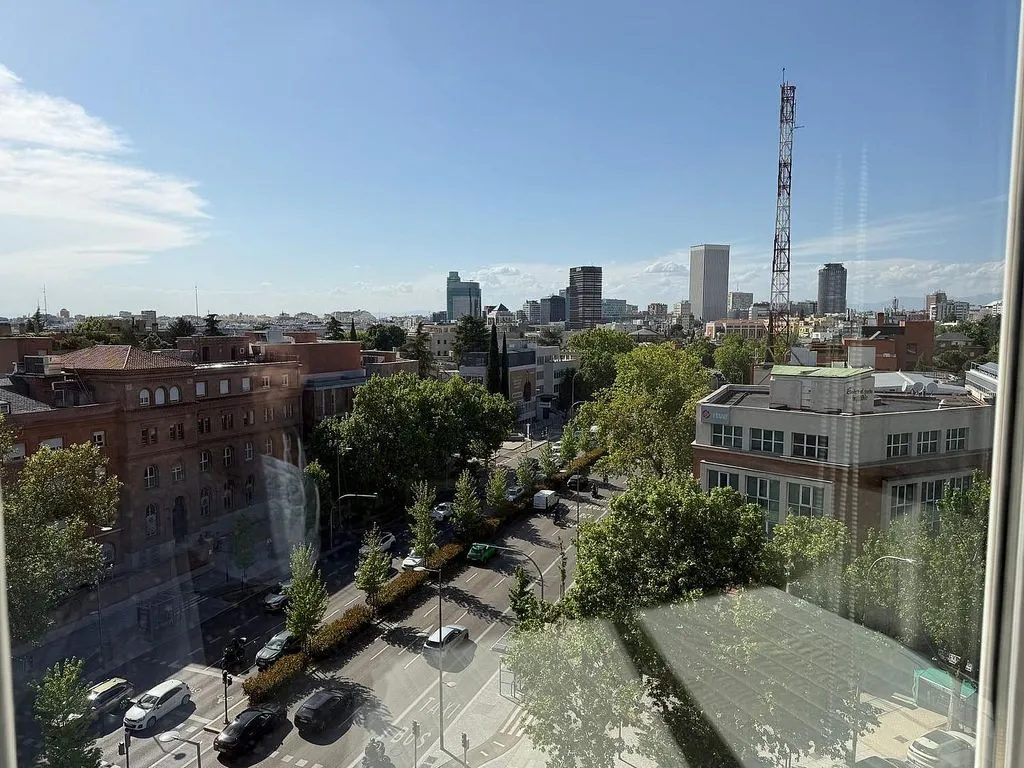 Balcon - Bright Studio with Views in El Viso, Madrid