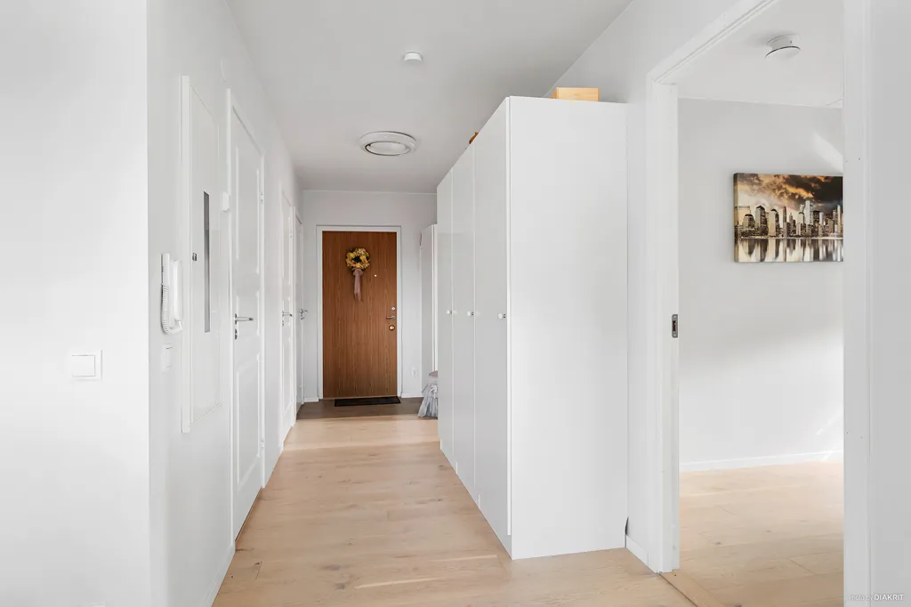 Esik - Modern Flat with Balcony in Norrmalm, Borås