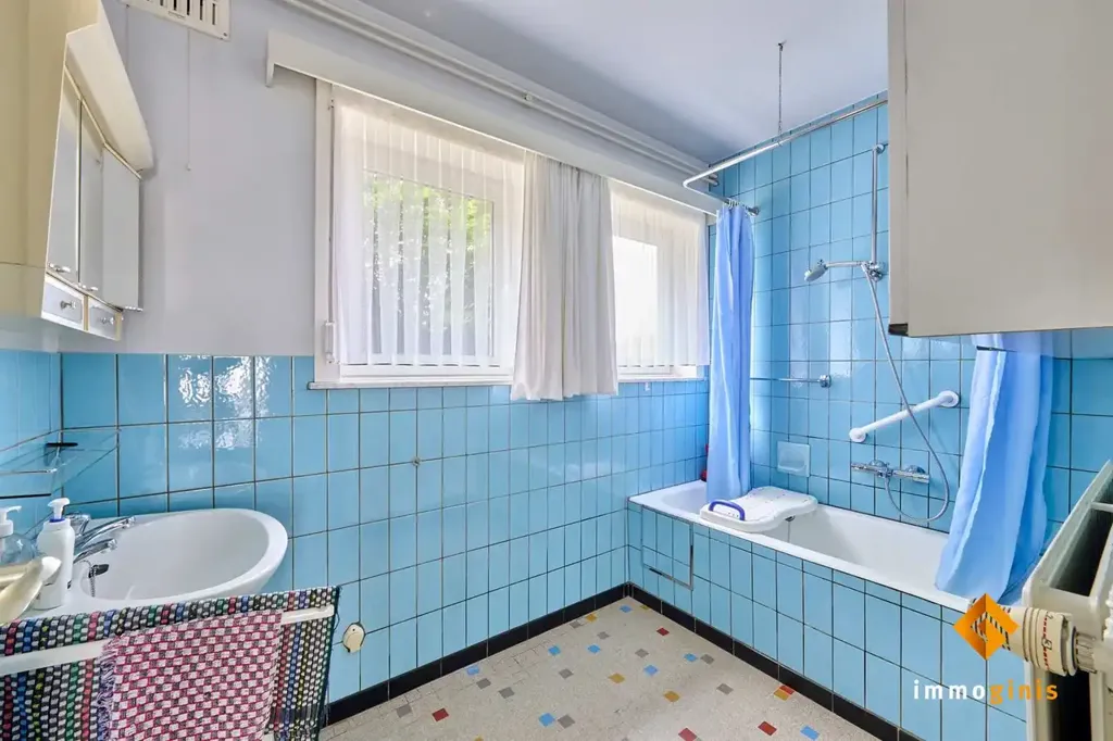 Vannitoad - Spacious House with Green View in 10a17ca Plot