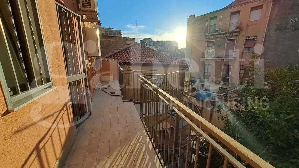 Rõdu - Apartment with Garden in Catania Centre