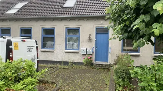 Exterior - Commercial Row House in Hillerød Centre