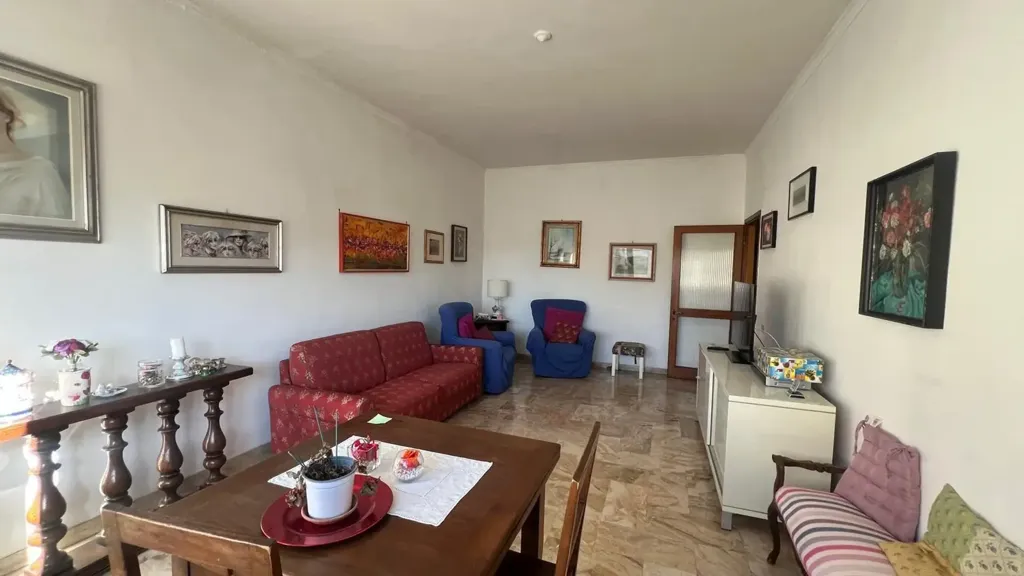 Séjour - 6-Bedroom Apartment with Garden View in Florence