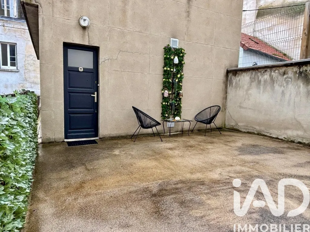 Giardino - Studio with Garage in Central Montluçon