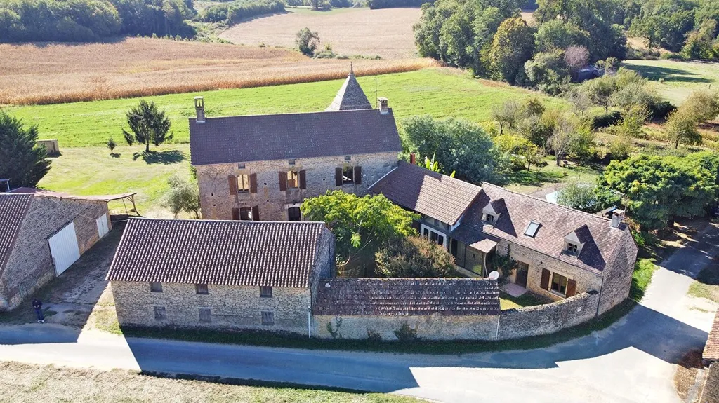 Aerial - Farmhouse with Character in Saint Geniès