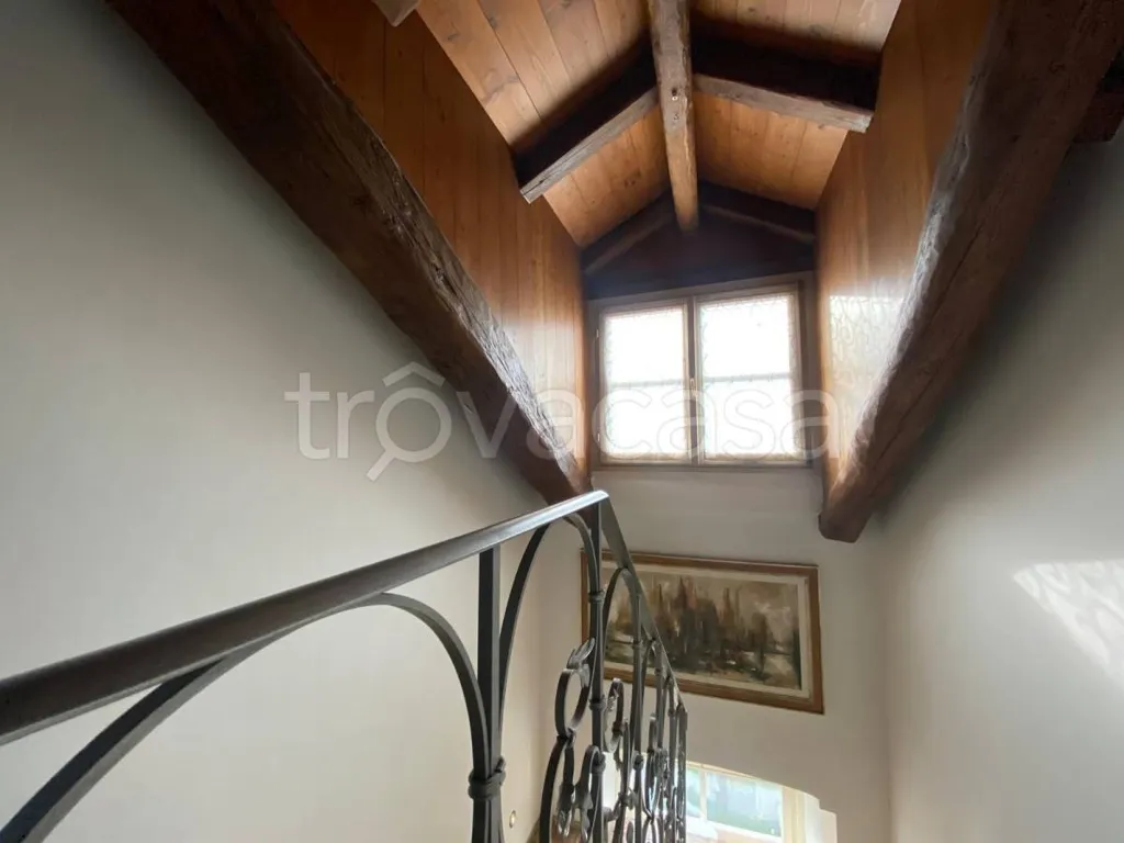 Rooms - Rustic Villa-Style Apartment with Garden in Moncalieri