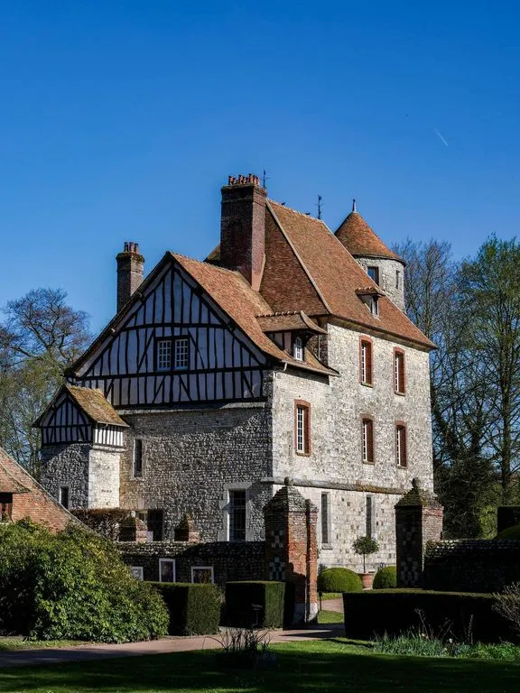 Exterior - Medieval Castle with Art Centre in Normandy